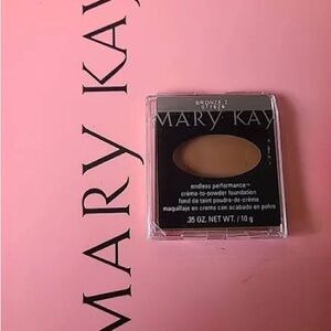Mary Kay Endless Performance Crème To Powder Foundation - Bronze 2 Item #077878